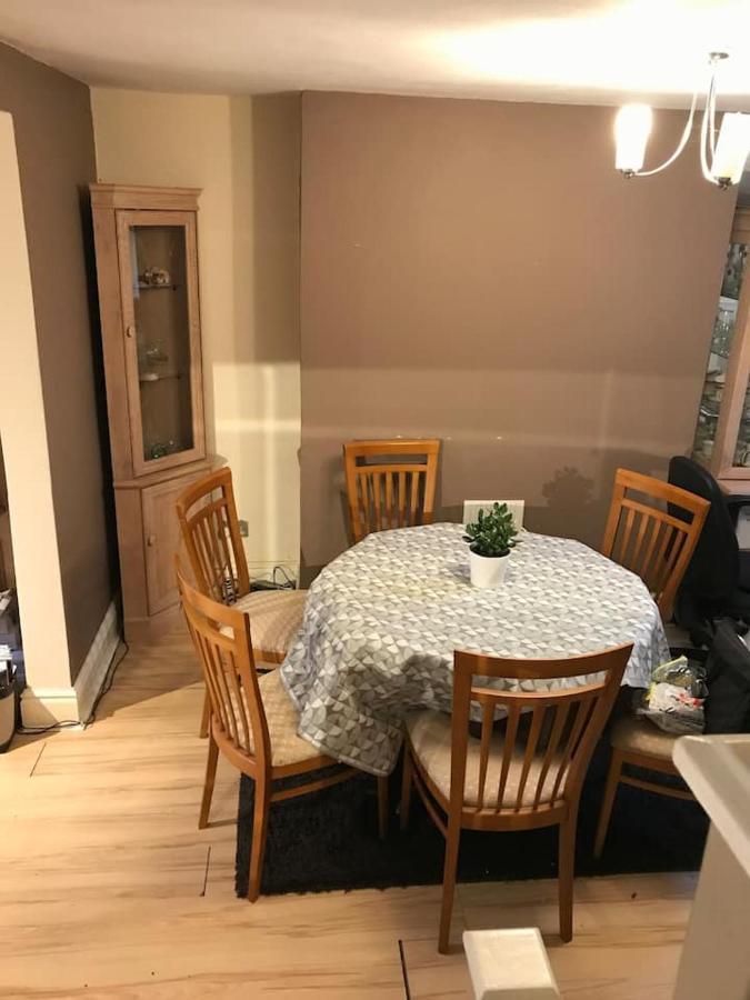 Homestay Private King En-suite Bedroom Close To Mediacityuk/old Trafford *